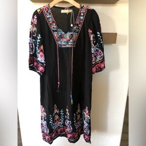 Cyn Cynthia Mehra|Boho floral embroidered black flowy dress with tassels•NWOT